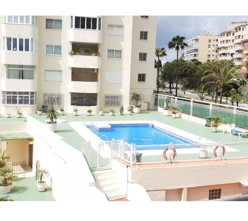 Fantastic Apartment In Front Of The Sea & Marina Estepona Exterior photo